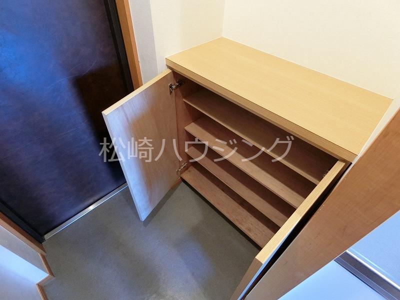 パークフロンティア 玄関