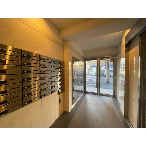 マキシヴ関内1階 同建物別部屋の参考画像