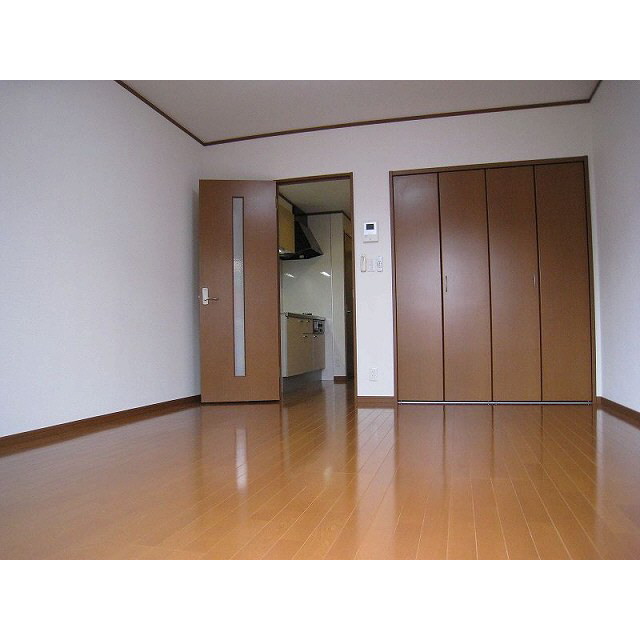 アムール ガーデン201号室 内観