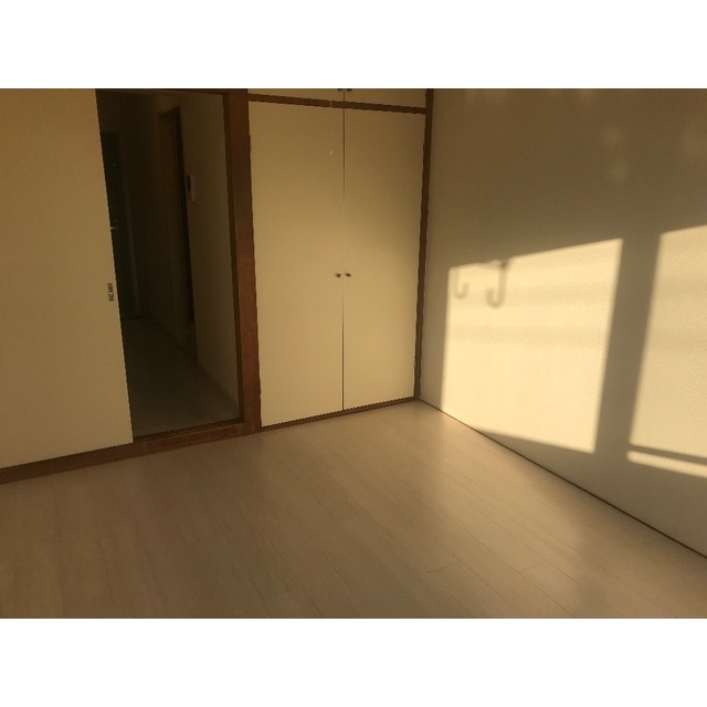 パールハイツ東八幡403号室 リビング