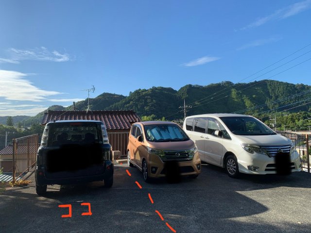 青梅テラス 隣地駐車場