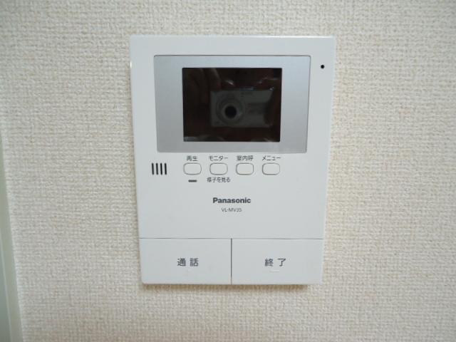 メゾンコリーヌ カメラ付きインターホン