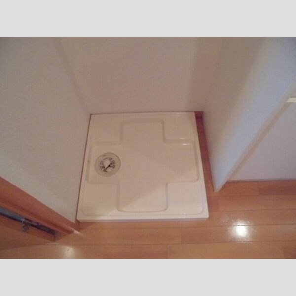 クレスト東金町601号室 室内洗濯機置場