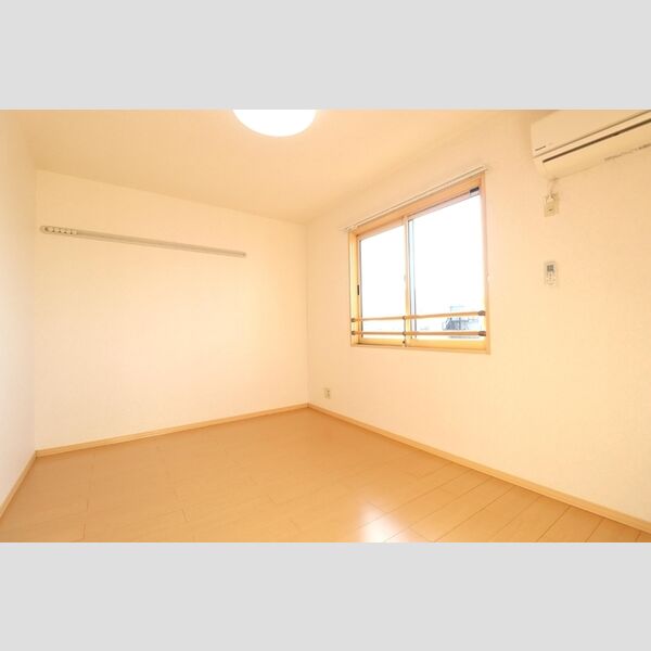 トミージュ305号室 洋室