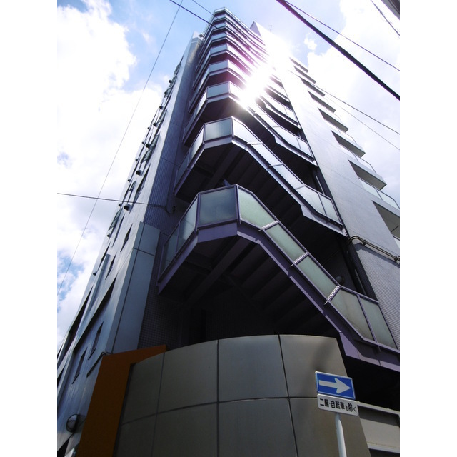 MOMO12千葉中央の外観画像