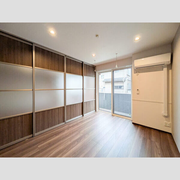 ノーブルパレス芝中田102号室 洋室