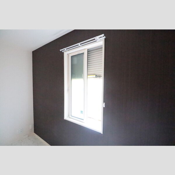 フォレストテラス大宮106号室 シャッター(洋室10.6帖)