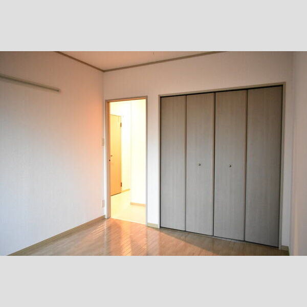 サイレントレジデンス103号室 リビング