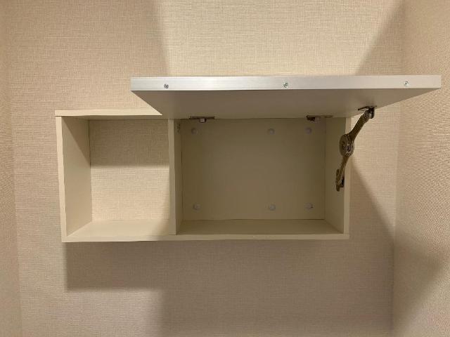 （仮称）柏市船戸　新築アパート103号室 トイレ収納（イメージ）