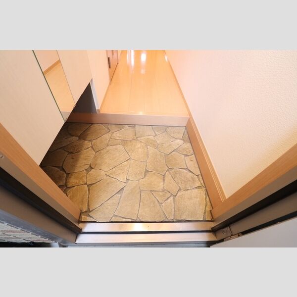 パシ・アージュパルコ105号室 玄関