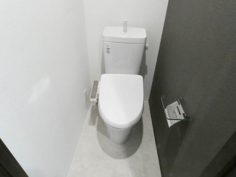 パークヴィラ六町3階 トイレ