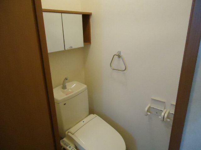 ヤマリハウス　コヤマ102号室 シャワー付トイレ