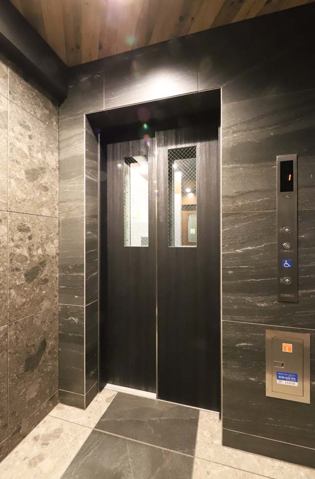 MAXIV横浜吉野町TRE3階 外観