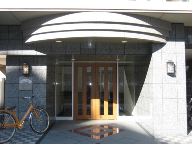 パークウェル神田ＥＡＳＴ エントランス