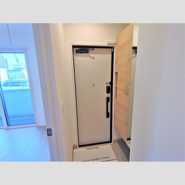 ファヴォーレ　A105号室 玄関