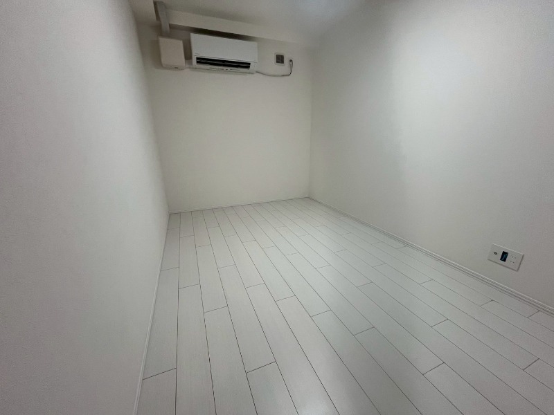 オーブリオン白金1階 リビング