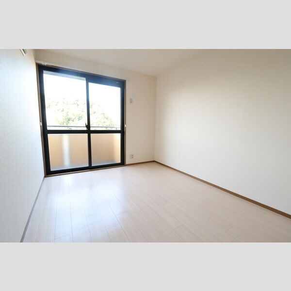 ハイツ・サンピーチ　C302号室 洋室