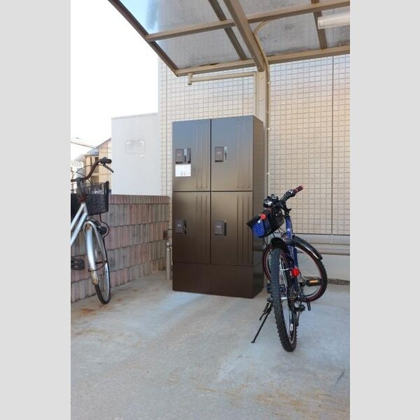 プラシデス　A棟103号室 宅配ボックス