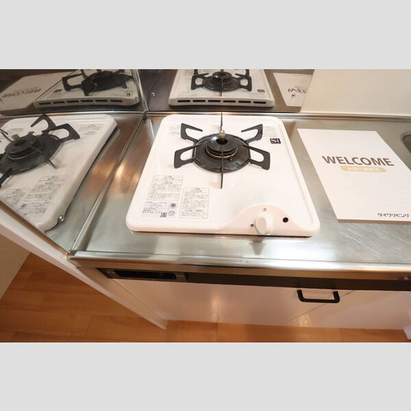 メゾンコリーヌ202号室 システムキッチン