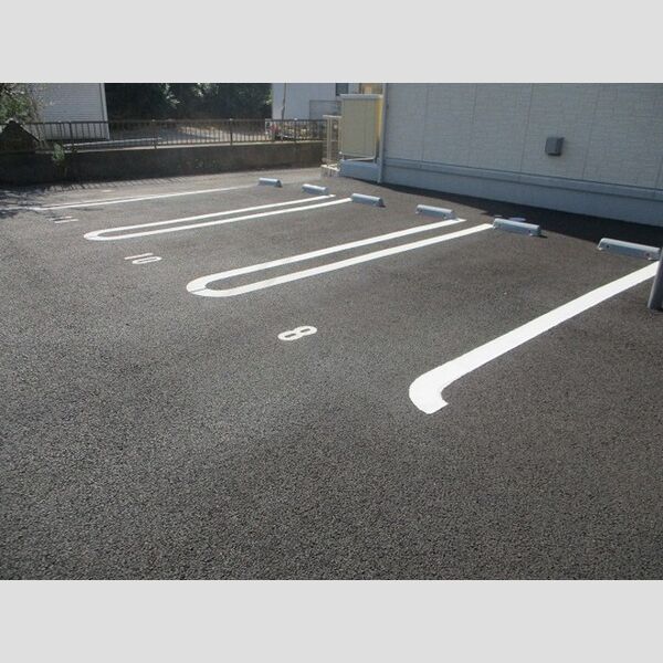 アリオコート 駐車場