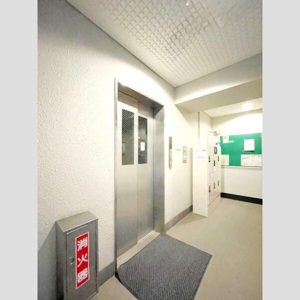 シャンティオン エレベーター