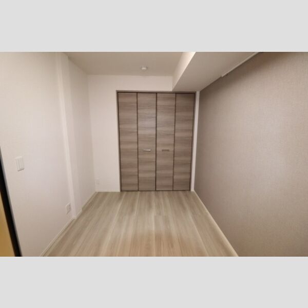 セレスティア江戸川Ⅱ103号室 玄関側洋室