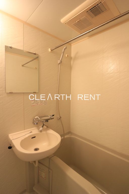 パレステュディオ目白 同タイプ別住戸写真となります。現況と異なる場合がございます。