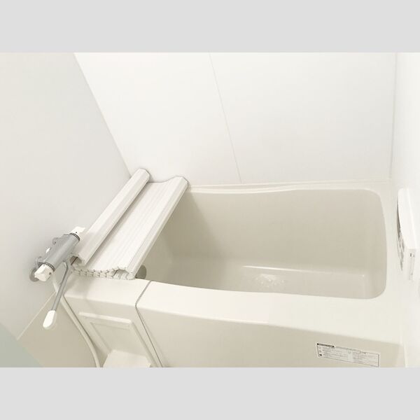 スタッピハウス バス