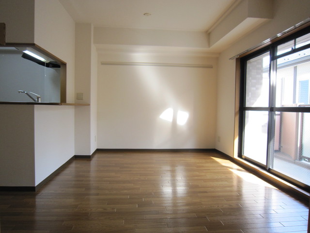 グランシャリオ湘南 203号室写真