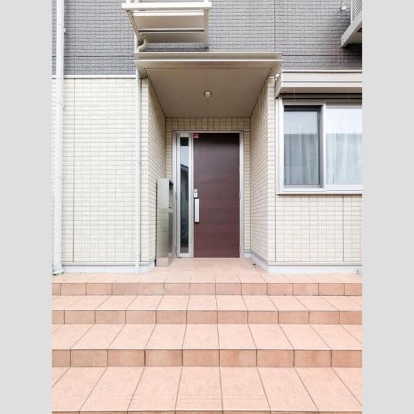 GRACE SQUARE201号室 南側出入口