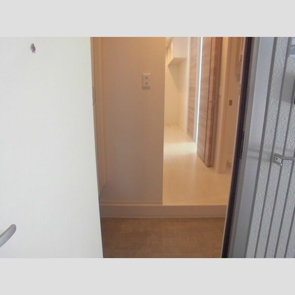 グランフォルト高砂 玄関