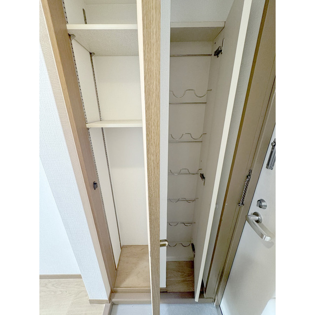 ハイムグリンディル406号室 シューズボックス