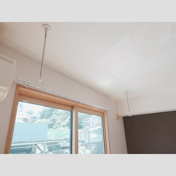 ラ・グラシューズ 室内物干