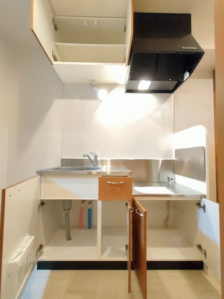 カーサバウム1階 同建物別部屋の参考画像