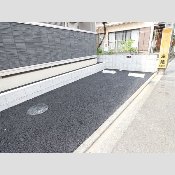 タジェット 駐車場