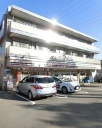 リバティー白楽1階 セブン-イレブン 横浜六角橋２丁目店
