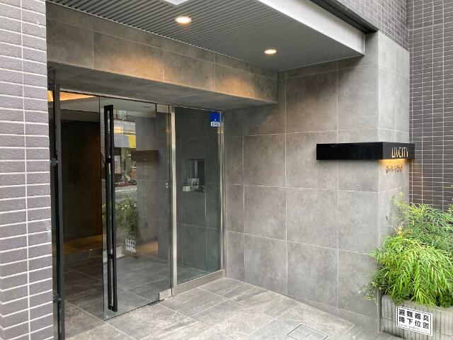 リヴシティ西川口参番館3階 エントランス