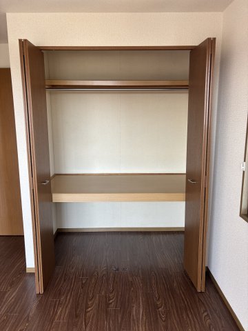 サンヴェール麻生0304号室 収納