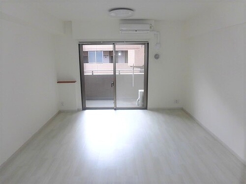 ファミール明大前3階 リビングダイニング　※前回募集時2022年9月撮影