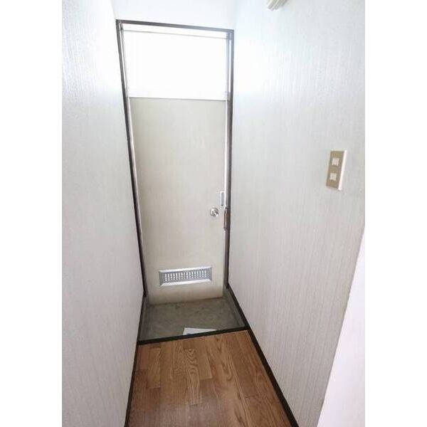 Kハイツ山田 玄関