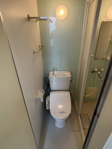 ユナイト金沢八景ハイゼンベルグ201号室 トイレ