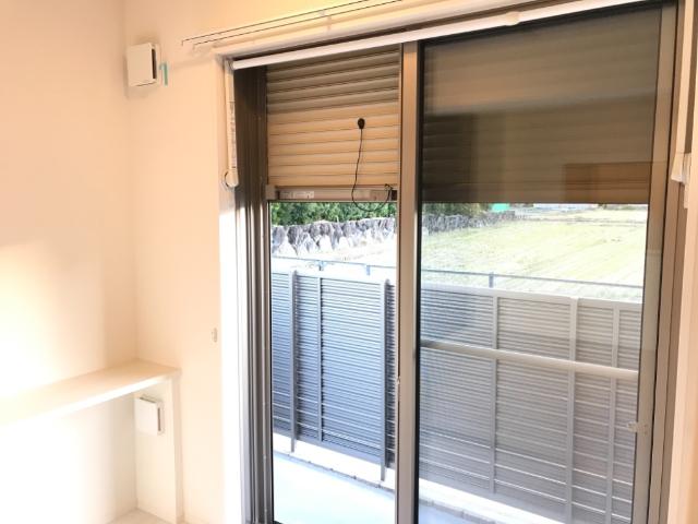 セラヴィ105号室 窓シャッター（イメージ）