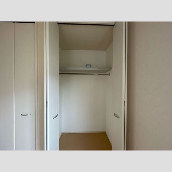 グレイスコート101号室 クローゼット