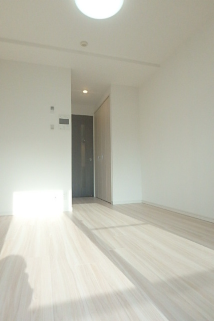 グランド・ガーラ川崎西口9階 ホワイトフローリング