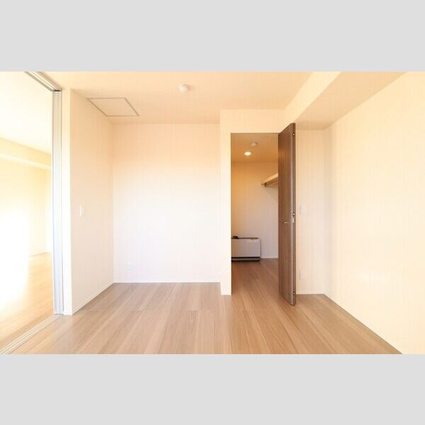 アルフォーレ305号室 洋室6.6帖