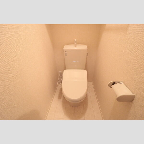 フォルモント 温水洗浄暖房便座