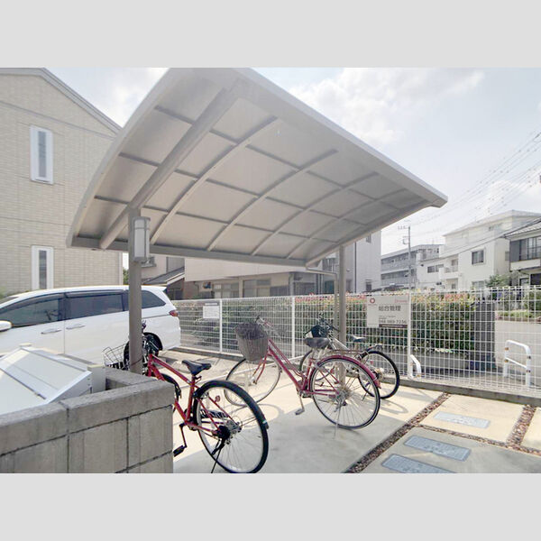 ヴィラたちばな 駐輪場