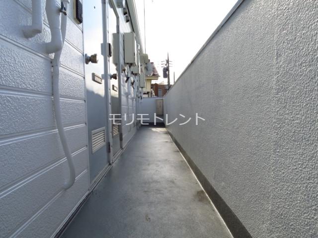 コーポマリーナ久が原2階 共用廊下