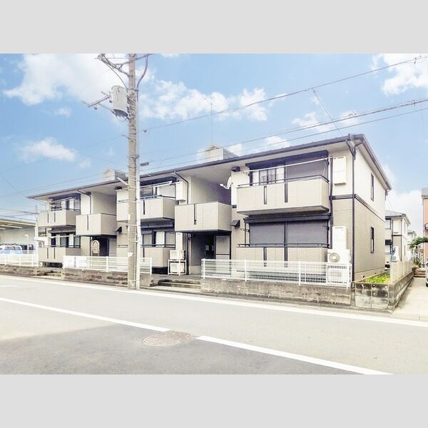 オイコス 参番館の外観画像