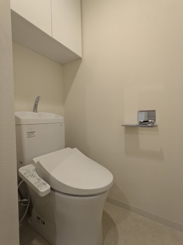 ティーステージジェイアール浜川崎0215号室 トイレ